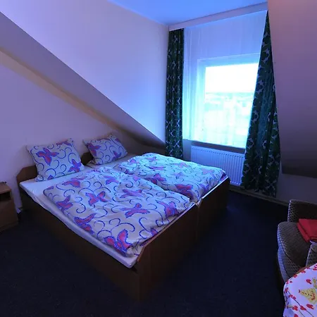 Residenz Saturn בית אירוח וובה