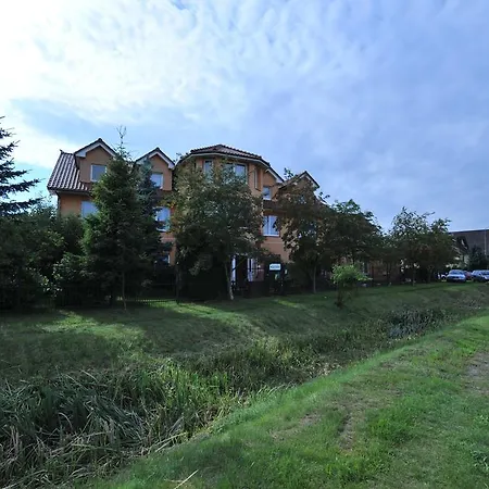 民宿 Residenz Saturn 莱鲍