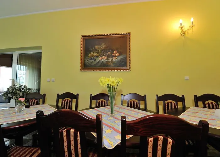 Residenz Saturn 民宿 莱鲍